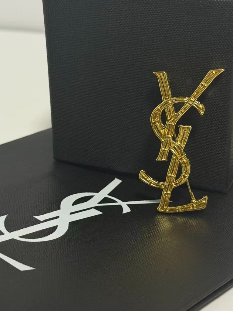Ysl Saint Laurent Cassandre Gold Bamboo Brooch 255$